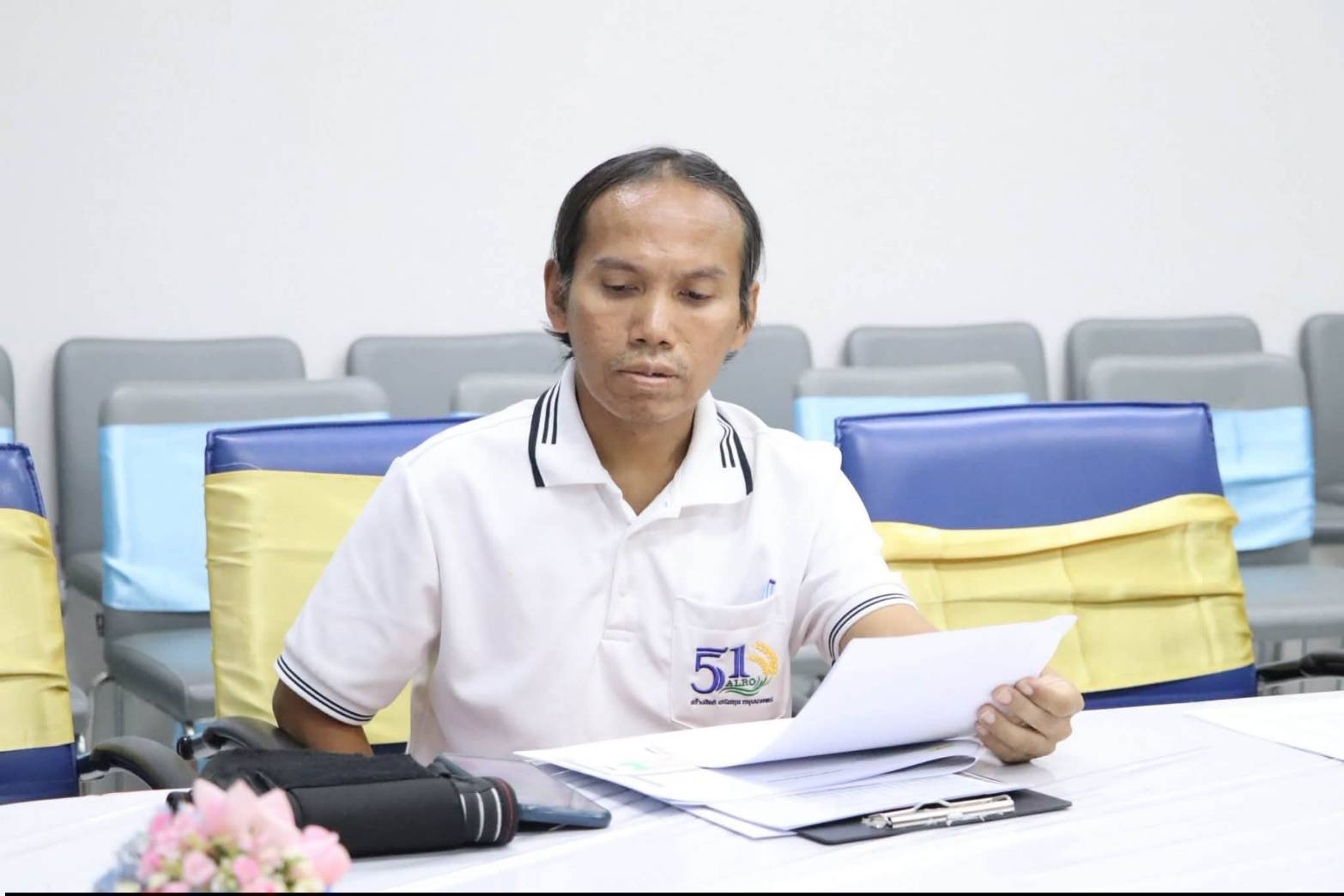 title - รองเลขาธิการสำนักงานการปฏิรูปที่ดินเพื่อเกษตรกรรม (ส.ป.ก.) เป็นประธานในการประชุมหารือแผนการดำเนินการจัดงาน “สืบสานพระราชปณิธาน สร้างงานเกษตรกรรม เลิศล้ำงานหัตถศิลป์ ท่องเที่ยวถิ่นวิถีไทย” ประจำปี พ.ศ. 2569 ครั้งที่ 1/2569 ณ ห้องประชุมรับรอง ศูนย์ส่งเสริมและพัฒนาอาชีพเสริมนอกภาคการเกษตร